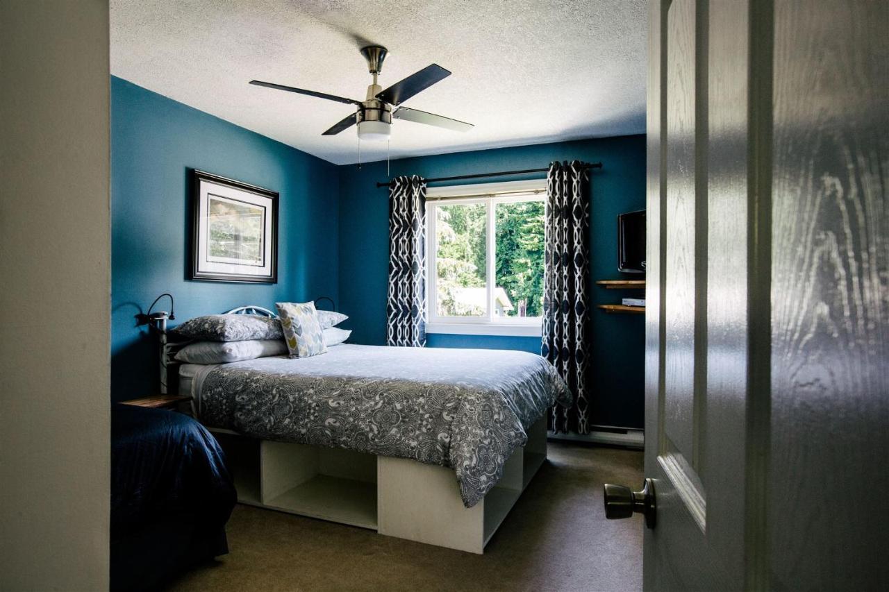 Alpenrose Revelstoke Bed & Breakfast Zewnętrze zdjęcie