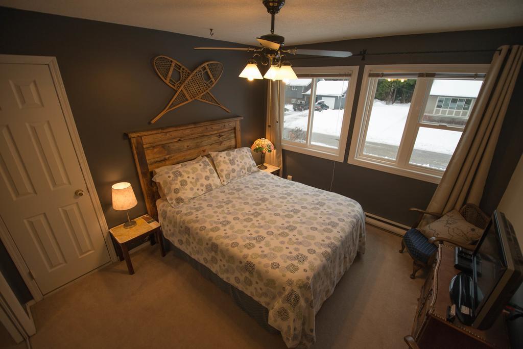 Alpenrose Revelstoke Bed & Breakfast Pokój zdjęcie